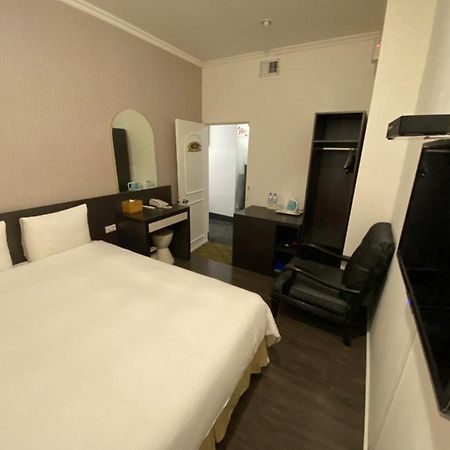 טאיפיי Queens Hotel מראה חיצוני תמונה