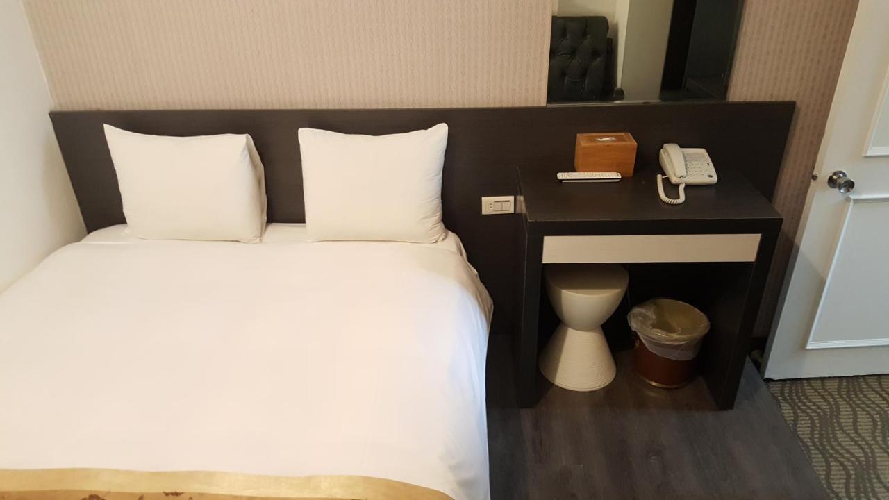 טאיפיי Queens Hotel מראה חיצוני תמונה
