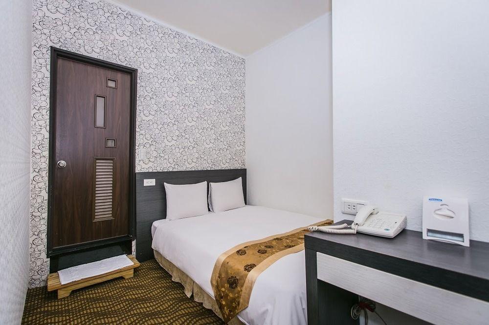 טאיפיי Queens Hotel מראה חיצוני תמונה