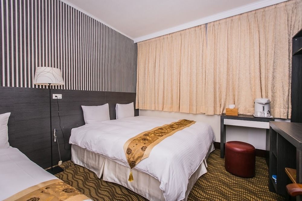 טאיפיי Queens Hotel מראה חיצוני תמונה